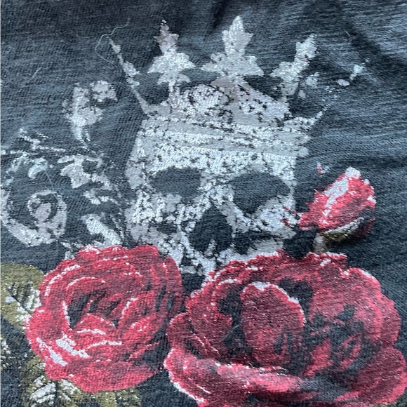 Women's Black and Red Graphic Top - Picture 5 of 5